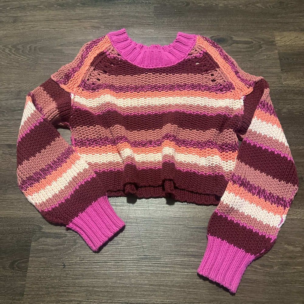 EUC FREE PEOPLE COLORFUL CROPPED SWEATER